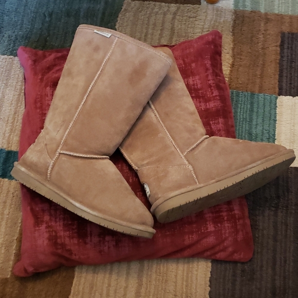 BearPaw Shoes - Bearpaw womens sheepskin booties